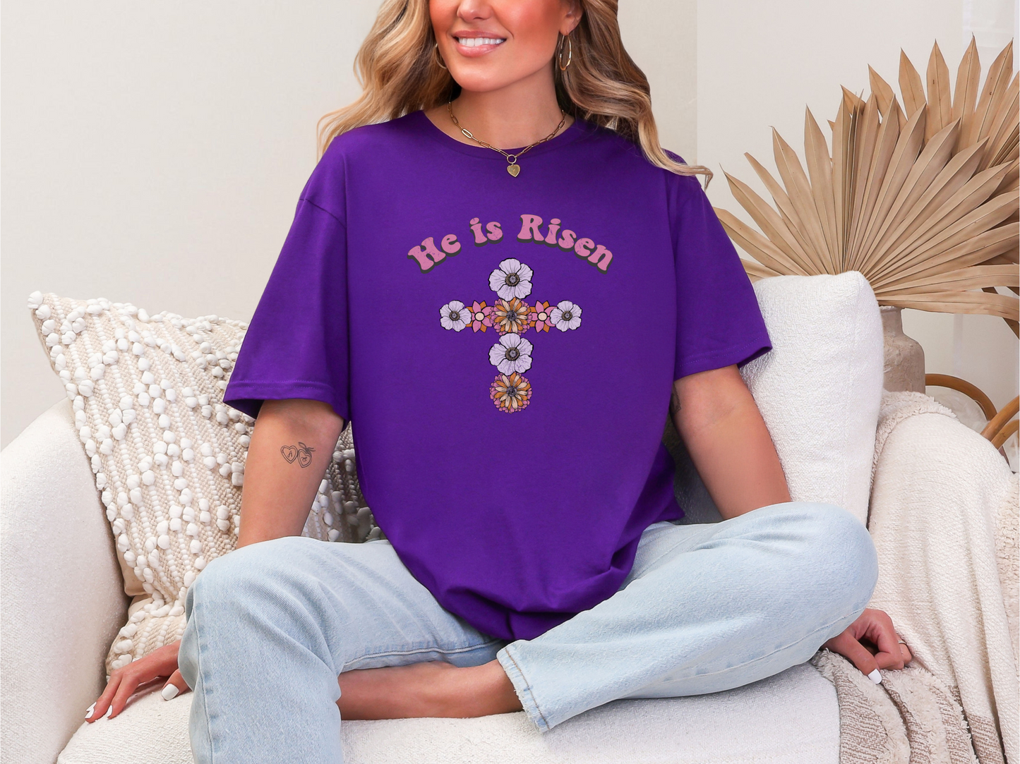 He is risen - Short Sleeve T-shirts